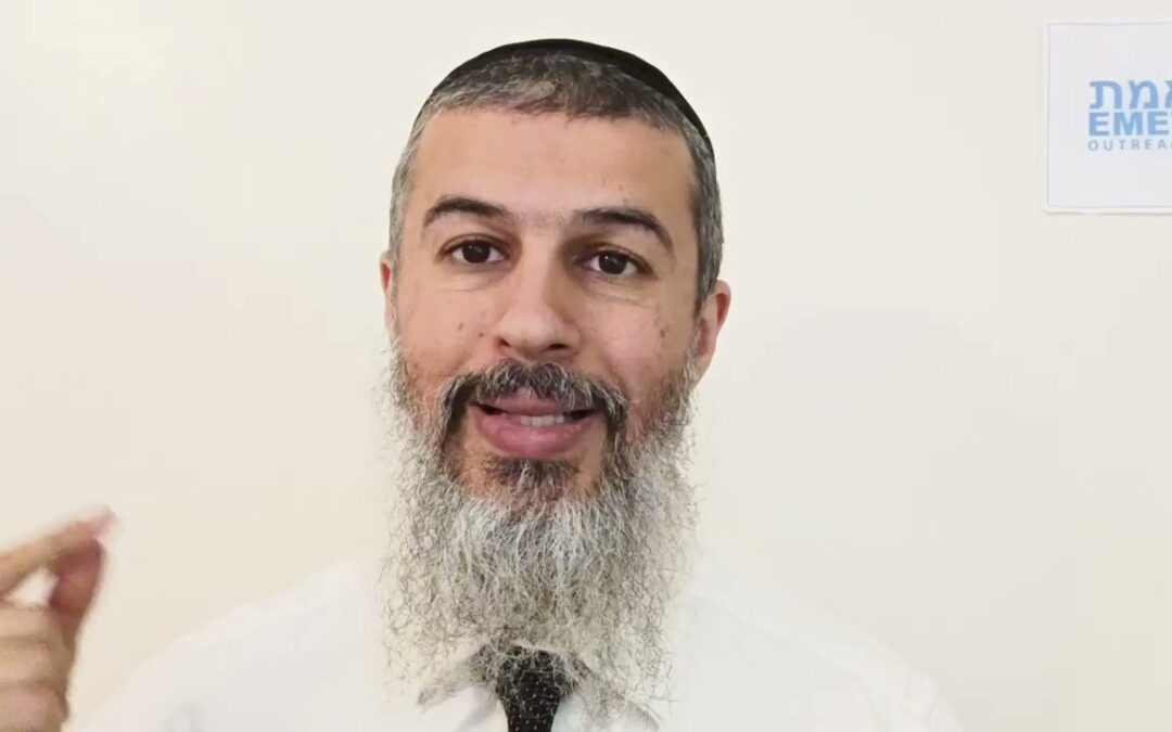 Tomer Devorah with Rabbi Avigdor Miller’s Commentary  19  Chapter 8  Yichbosh Avonoteinu  God Will C