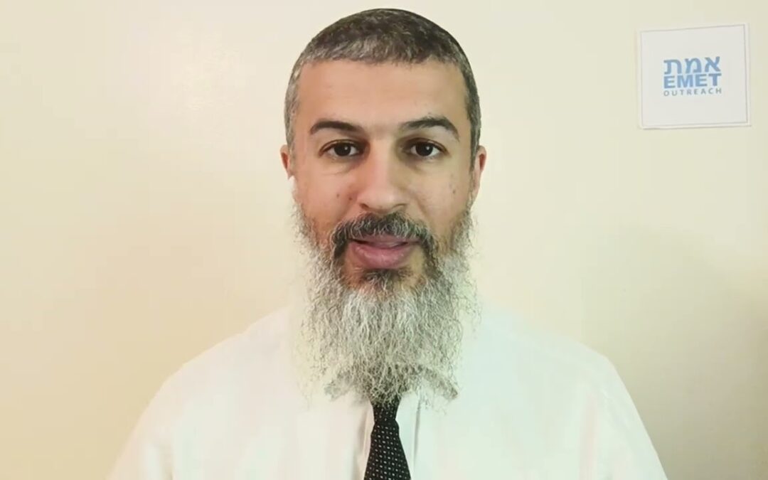 Tomer Devorah with Rabbi Avigdor Miller’s Commentary  6  Chapter 2   Noseh Avon   Hashem Carries Our